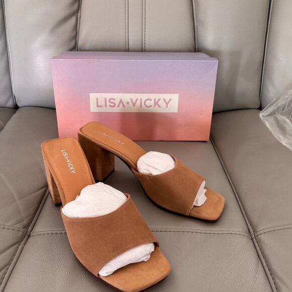 Lisa Vicky Vital - V  Tan Kid Suede Block Heel Slide Sandal Heels New in Box - Picture 2 of 9